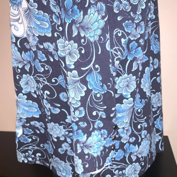 Chico’s 2 beautiful multi colored Cardigan - Tank Two Piece set New MSRP $138 - Picture 9 of 11